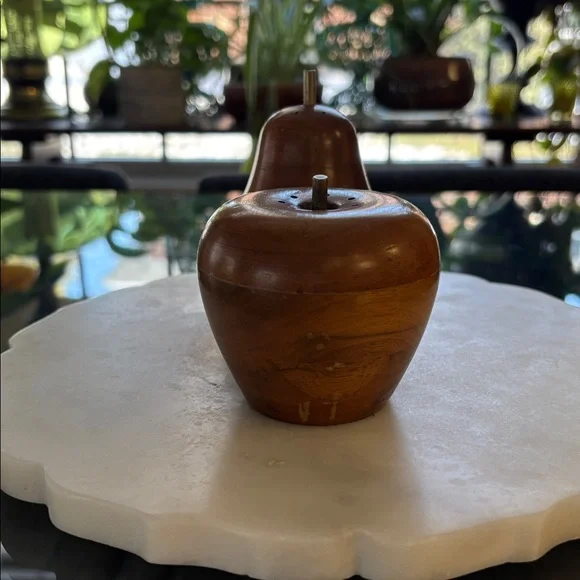 Vintage Wooden Fruit Salt & Pepper Shakers - Picture 3 of 8